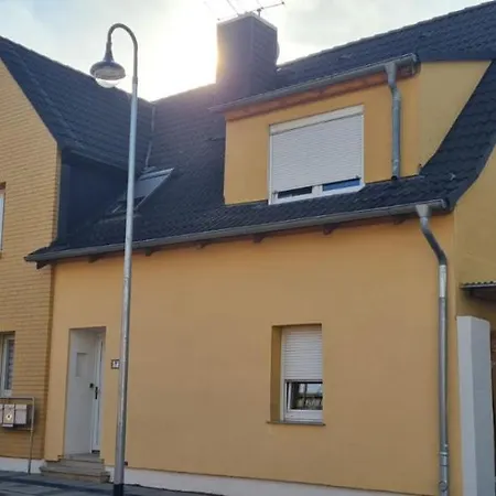 Apartment Zollzeche 1 *
